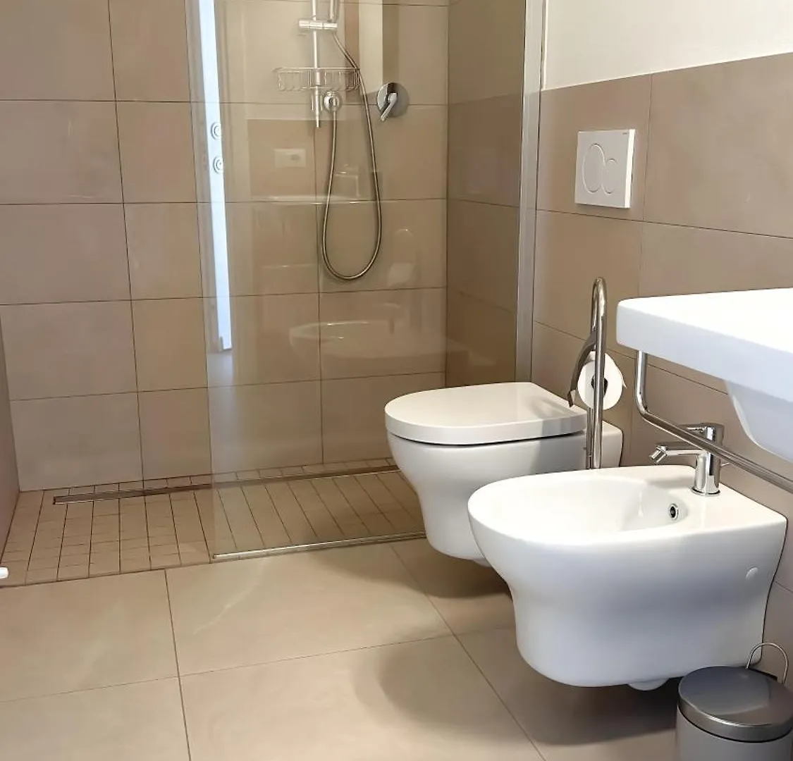アパート Serenity Suites Rimini - Affitti Brevi Italia イタリア