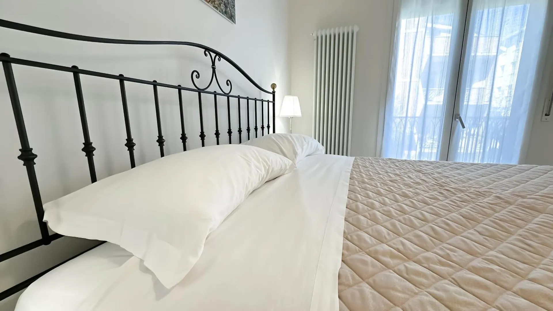 Serenity Suites Rimini - Affitti Brevi Italia 0*,  イタリア